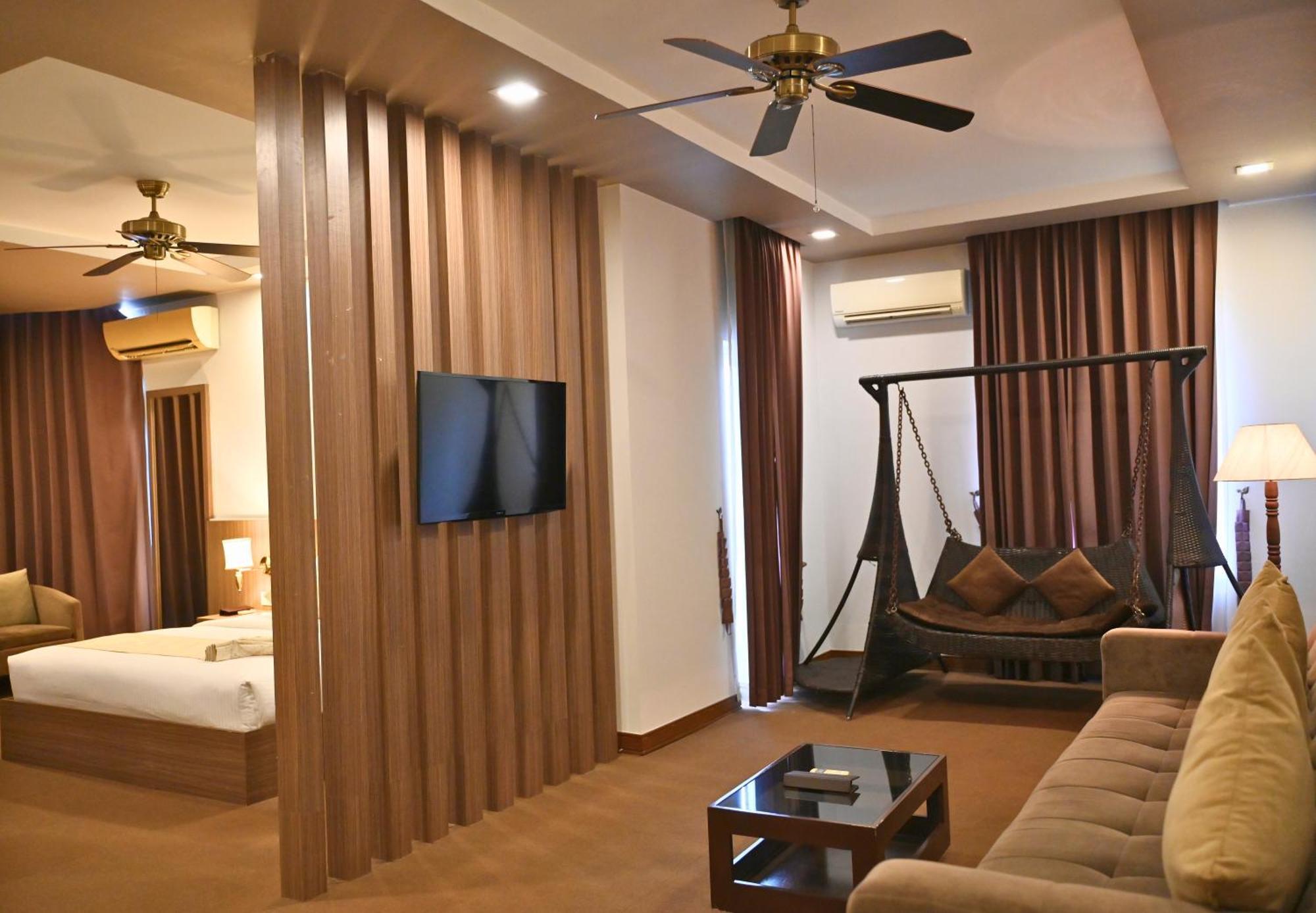 Anik Boutique Hotel & Spa On Norodom Blvd Phnom Penh Exterior foto
